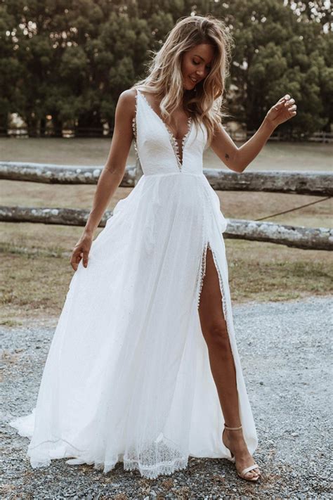 Perfect Casual Simple Wedding Dresses for Your Dream Ceremony