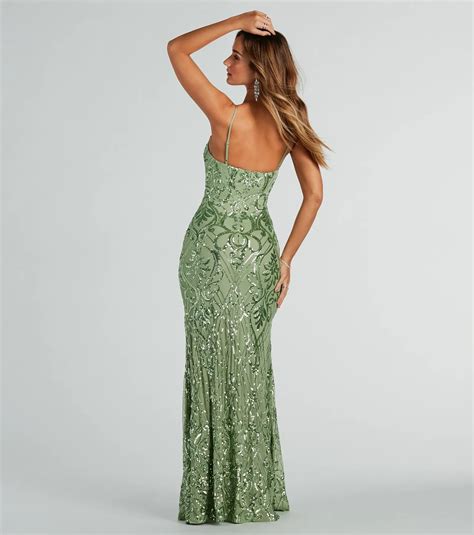 Best Green Formal Dress for Wedding 2023