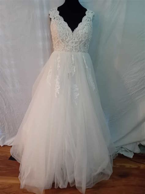 Size 18 Wedding Dresses: Gorgeous Secrets Revealed