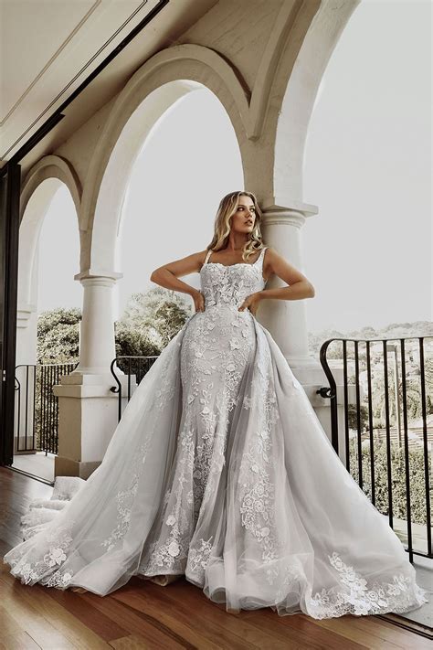 Unique Wedding Dresses with Overskirt: Discover Timeless Elegance